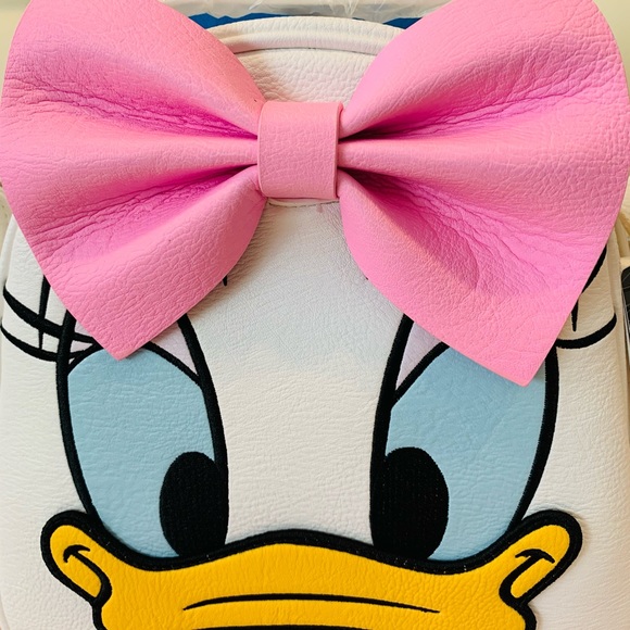 ❗️SOLD❗️Donald & Daisy Duck Mini Backpack - Picture 10 of 15